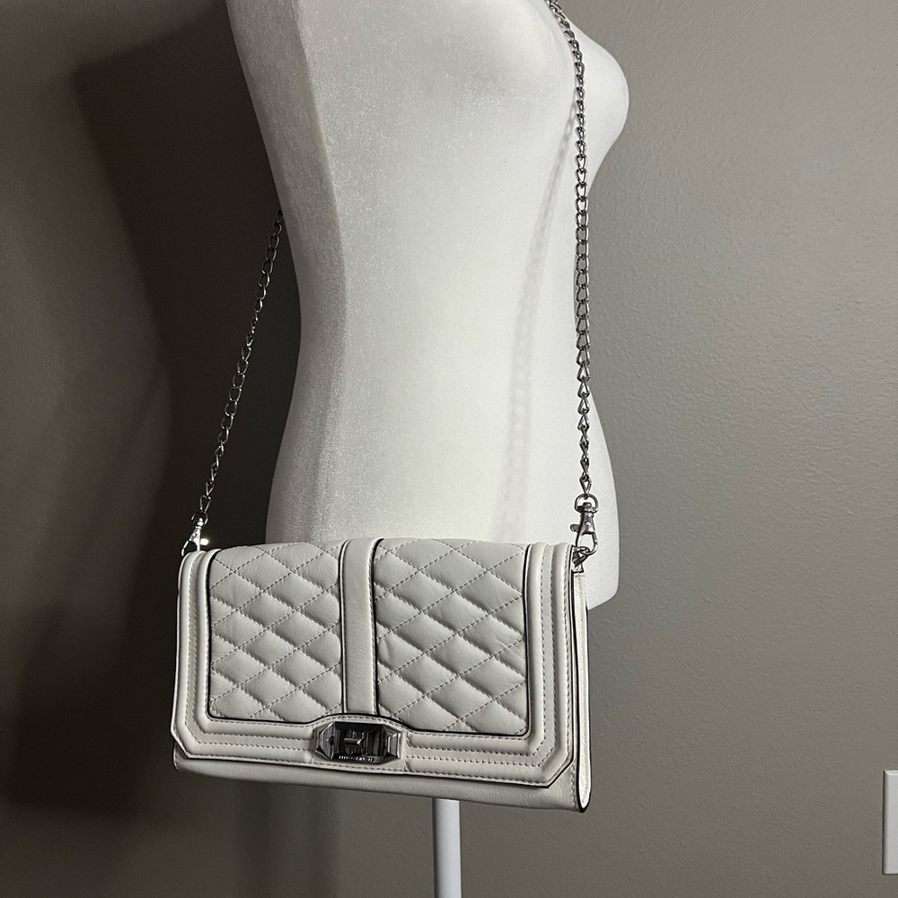 Rebecca Minkoff white quilted crossbody bag twist clasp closure chain strap